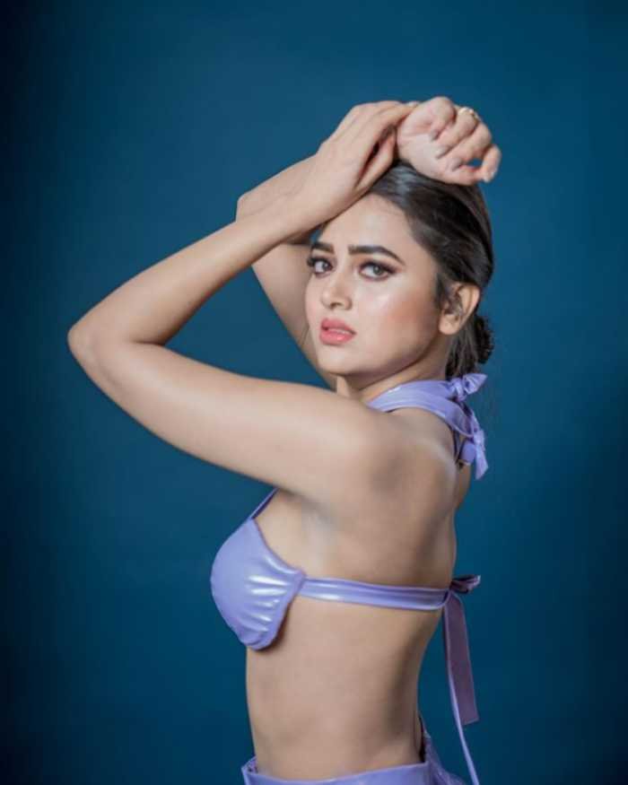 tejasswi prakash 7